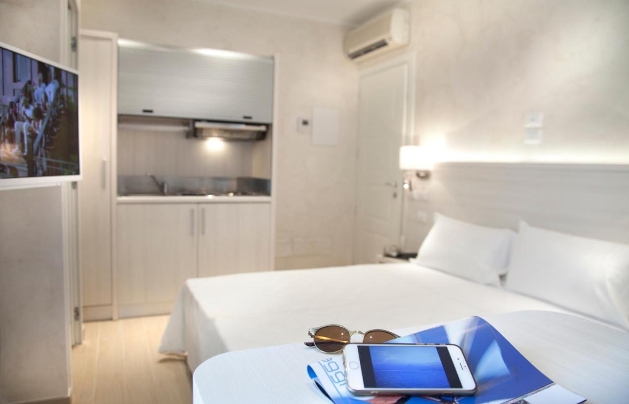 Marina Beach Aparthotel Римини Экстерьер фото