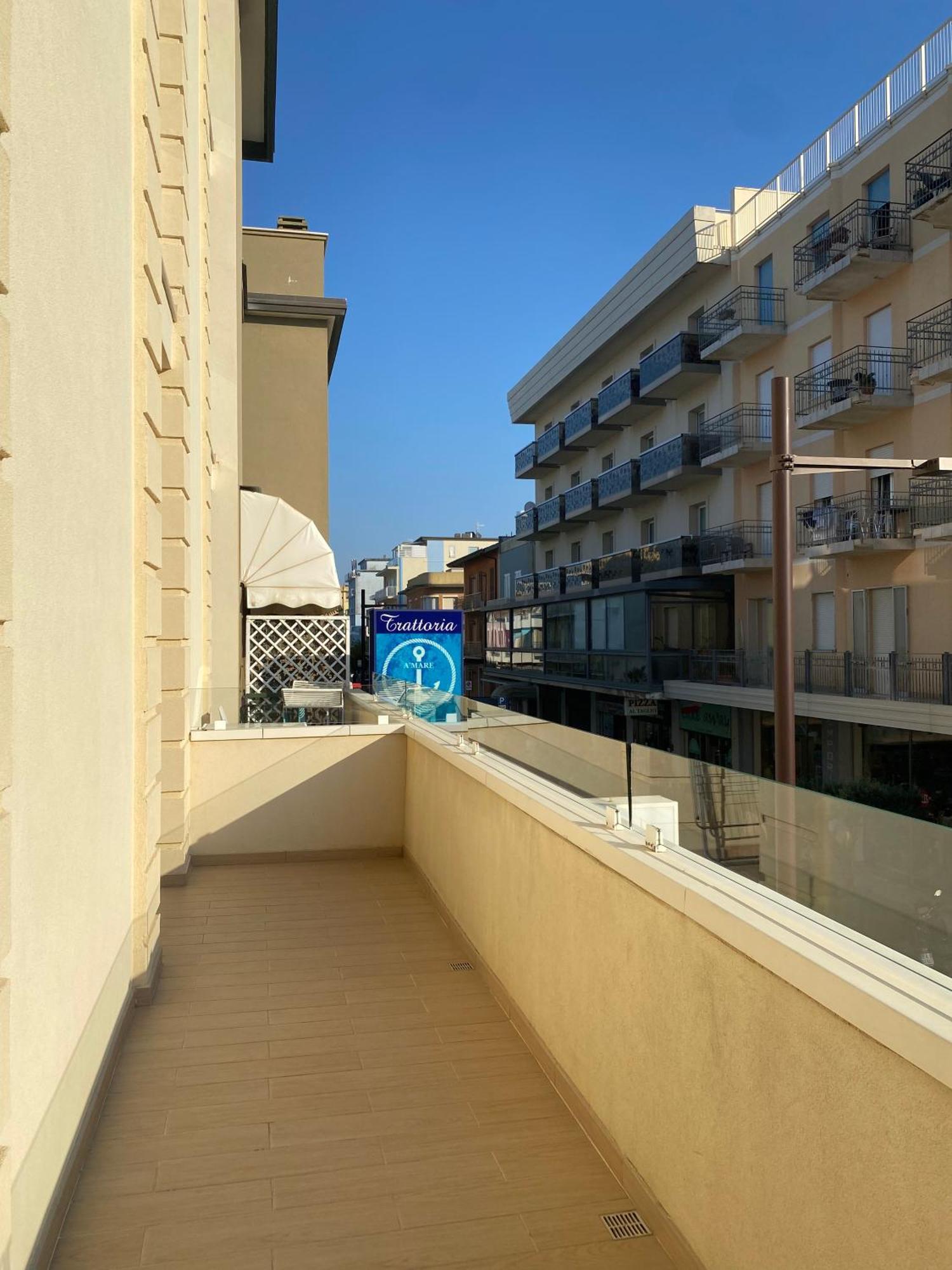 Marina Beach Aparthotel Римини Экстерьер фото